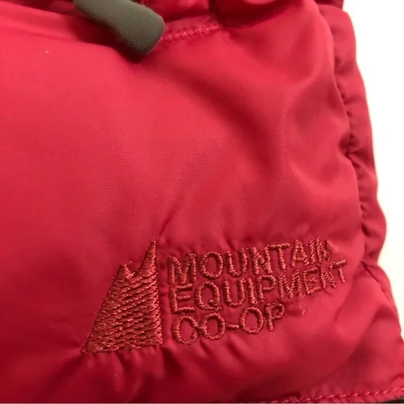 MEC pink puffer down vest.  Zip up. Zipper pockets.  Stuff sac inner pocket. EUC - Picture 8 of 8
